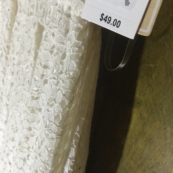 NWOT Copper Key Off-White Lace V-Neck Dress - Picture 2 of 3